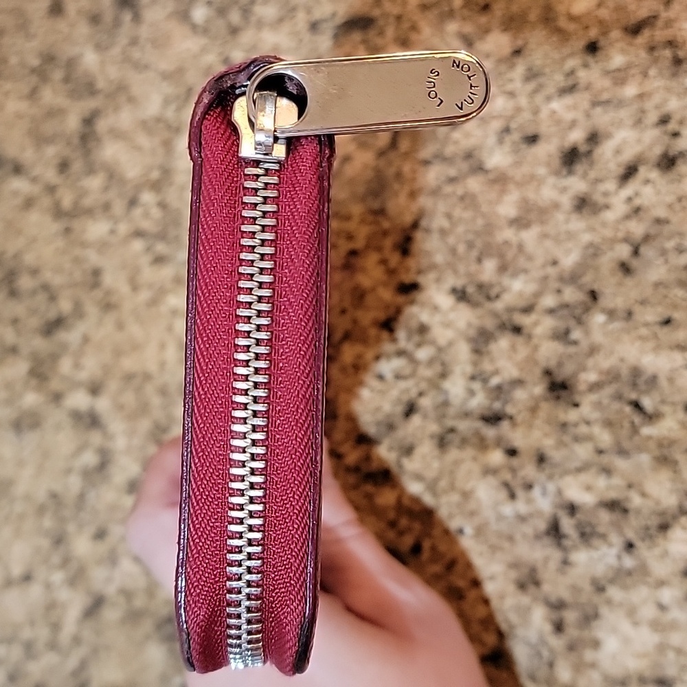 Louis Vuitton Epi Leather Long Wallet - Picture 7 of 16